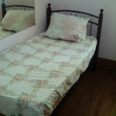 Robert'S Guest House Port of Spain المظهر الخارجي الصورة