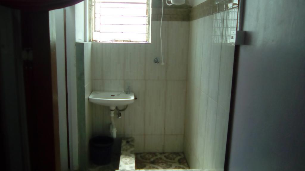 Robert'S Guest House Port of Spain المظهر الخارجي الصورة